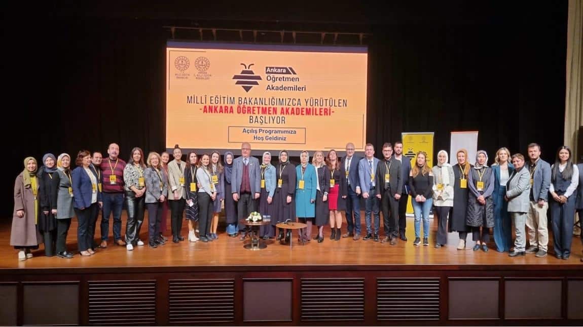 Ankara  İl Milli Eğitim Müdürlüğü  Öğretmen Akademileri  Projesi çerçevesinde Edebiyat Akademisine katılım  sağlandı.
